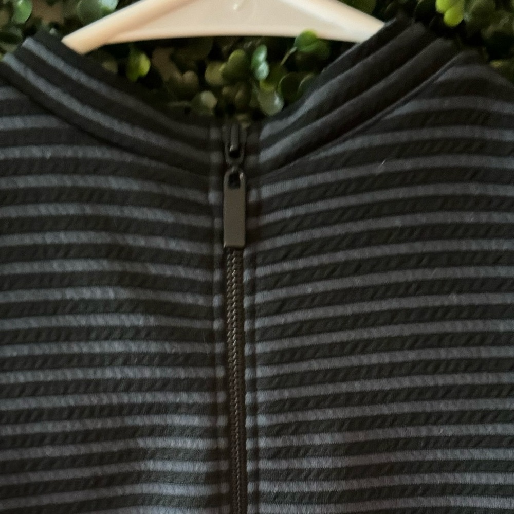 🔥5/$30🔥URBAN OUTFITTERS SILENCE + NOISE MOCK NECK DRESS - Picture 6 of 11